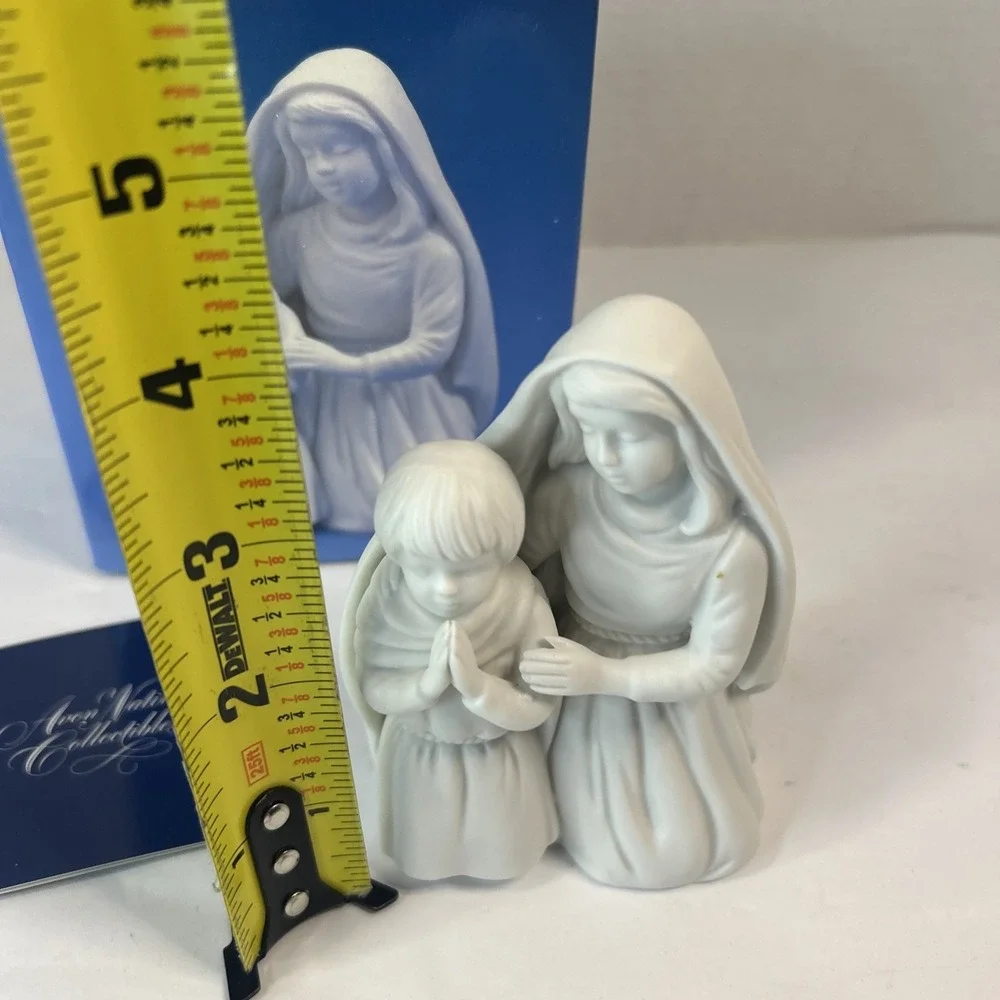 Avon Nativity Collectibles 